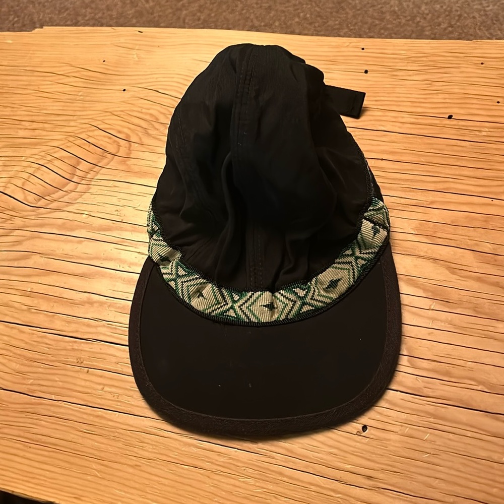 Black Kavu hat